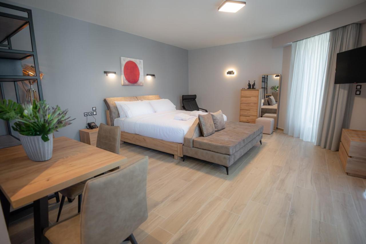 The Victoria Lefkada Aparthotel ภายนอก รูปภาพ