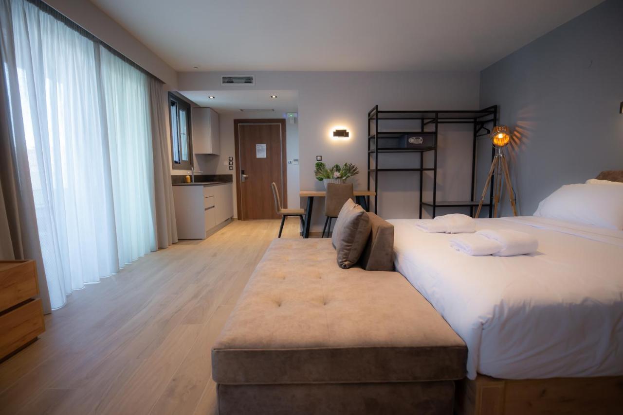 The Victoria Lefkada Aparthotel ภายนอก รูปภาพ