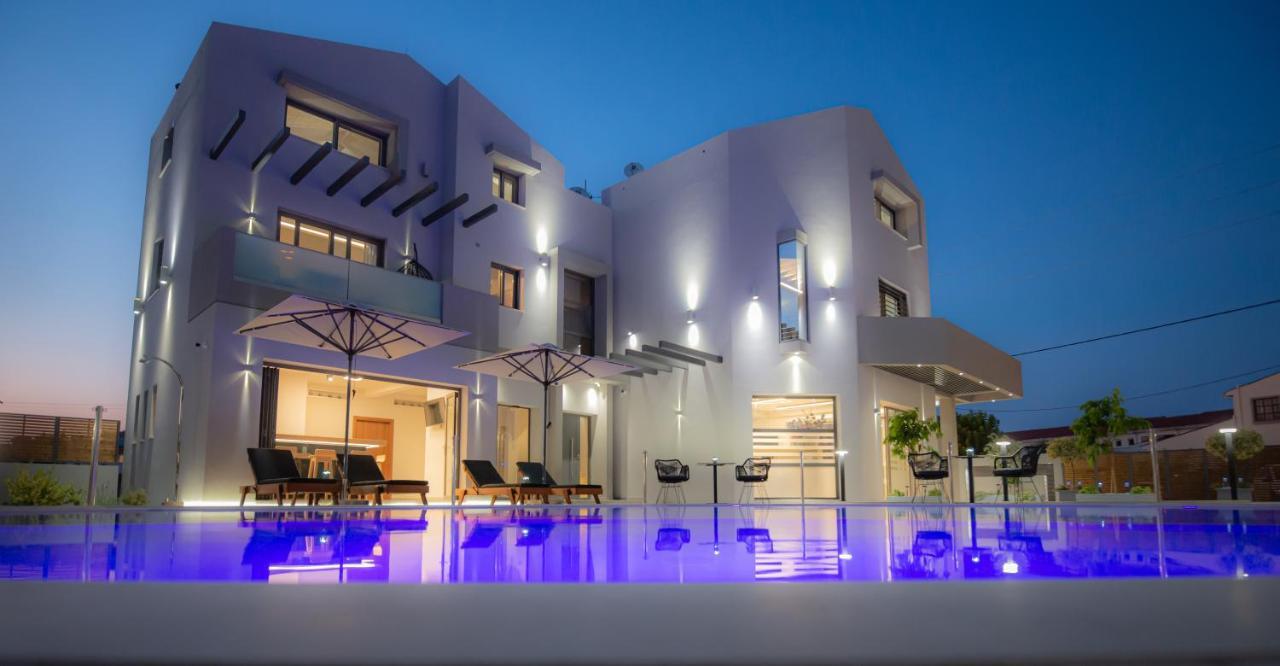 The Victoria Lefkada Aparthotel ภายนอก รูปภาพ