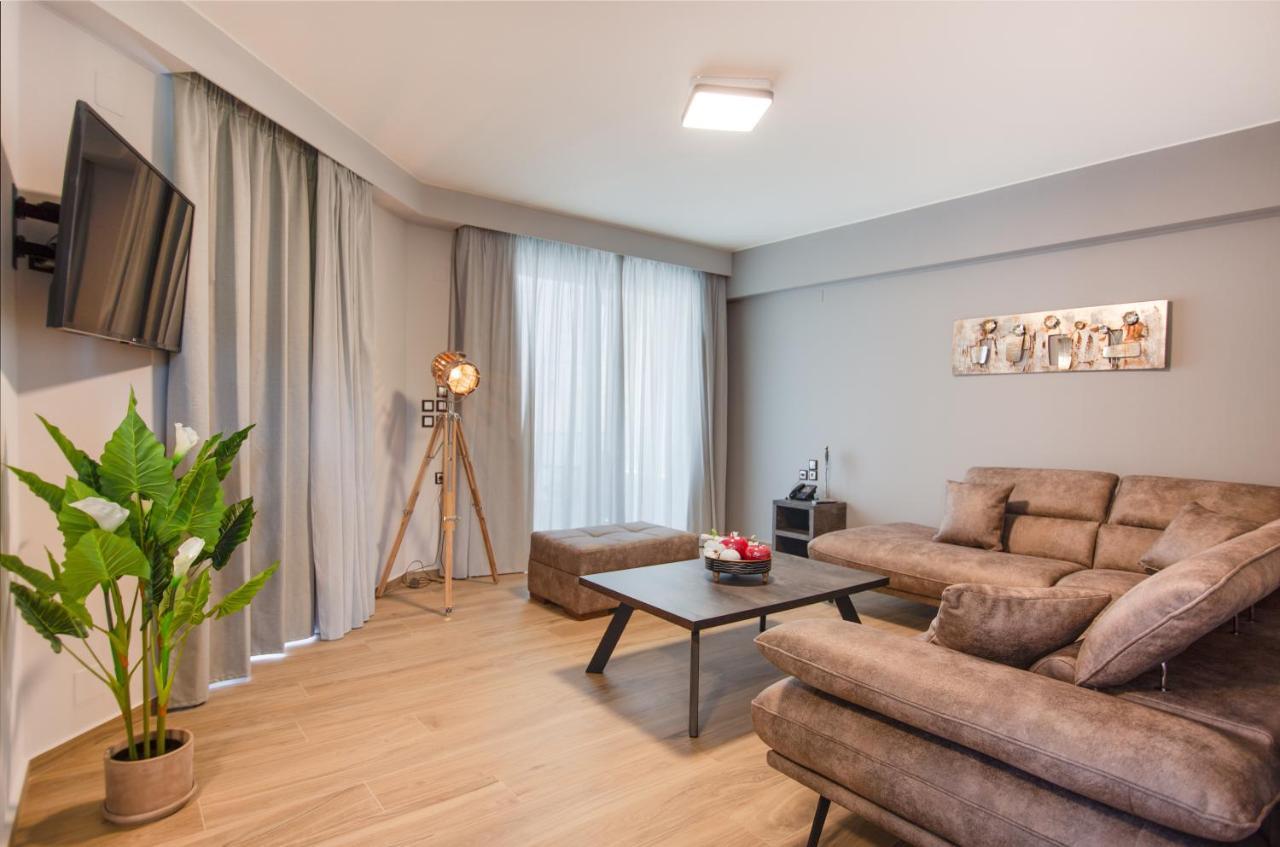 The Victoria Lefkada Aparthotel ภายนอก รูปภาพ