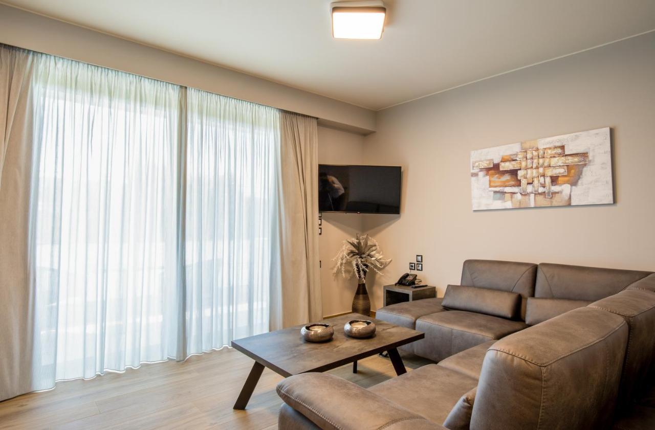 The Victoria Lefkada Aparthotel ภายนอก รูปภาพ